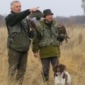 Sokolnicy z sokołami i małym minsterlanderem